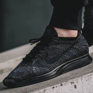 Nike Flyknit Racer - Black